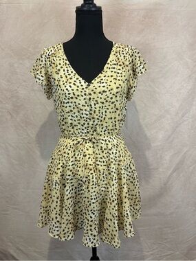 Steve Madden Women’s XS Yellow & Beige Printed V-Neck Mini Dress